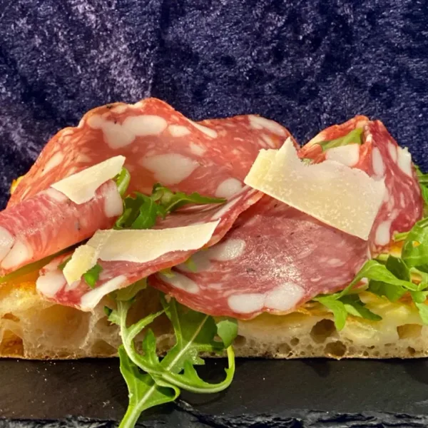 Pizza Spicy Salami & Rucola